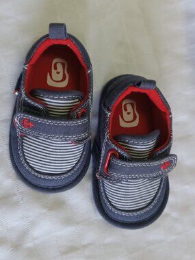 Small vintage blue and red 100% Cotton loafers with marine design 4 1/4 inches